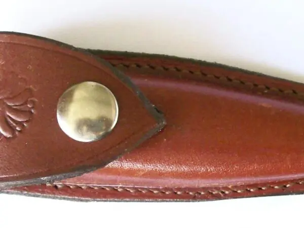 Leather knife sheath with button closure