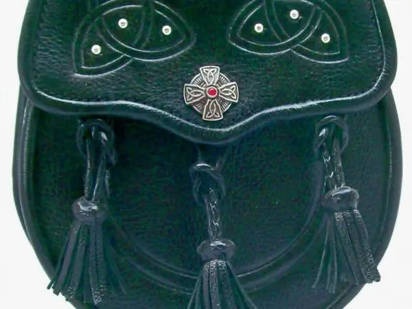 Sporran with tassels and Celtic symbols