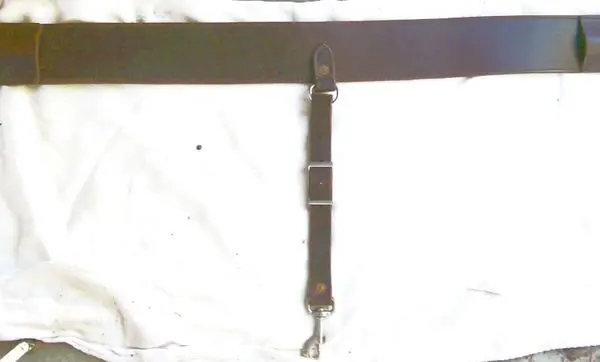 Equestrian leather girth with buckles