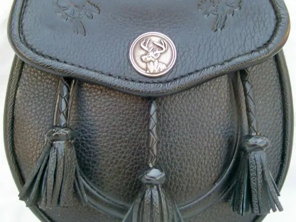 Black leather sporran with tassels