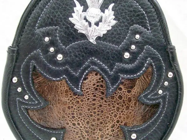 Black sporran featuring silver detailing