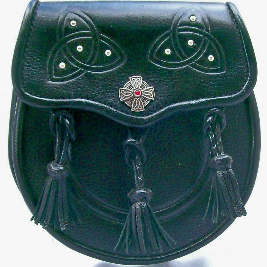 Sporran with tassels and Celtic symbols
