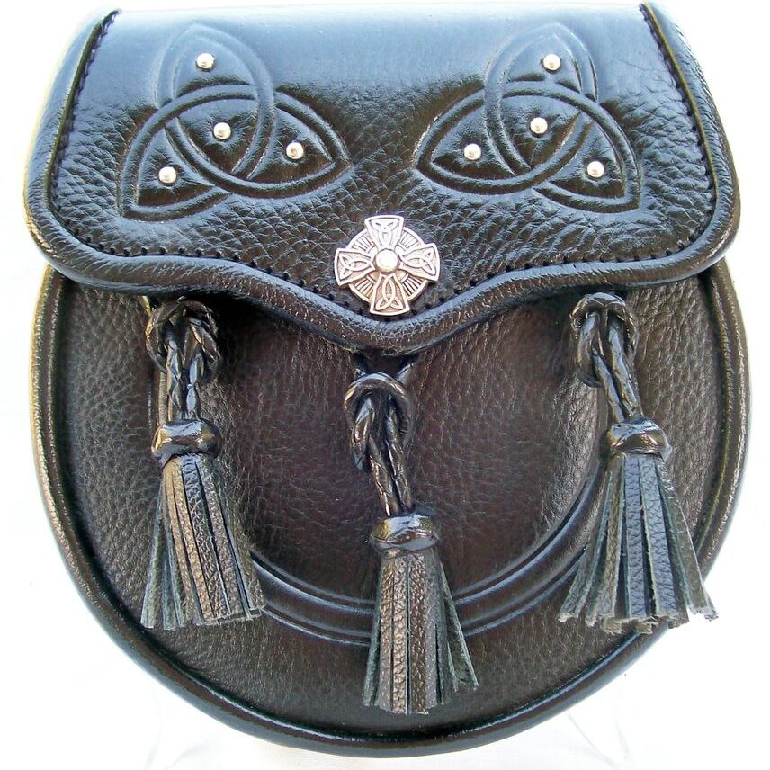 Black leather sporran with Celtic designs
