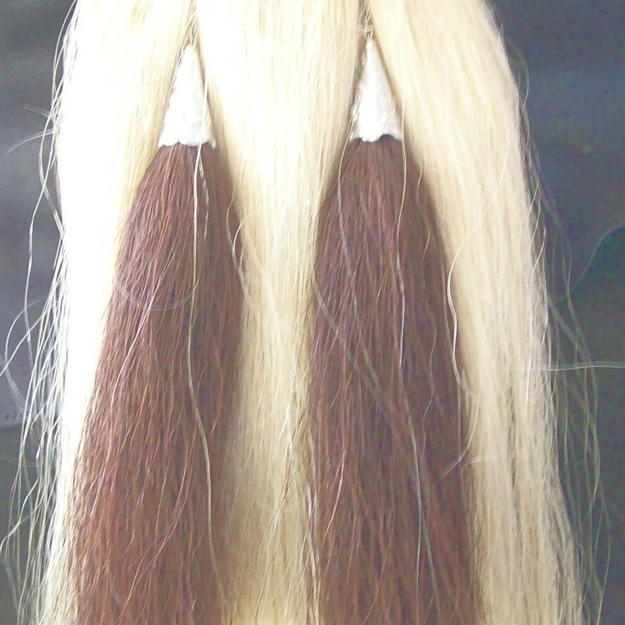 Traditional hair accessory with tassels